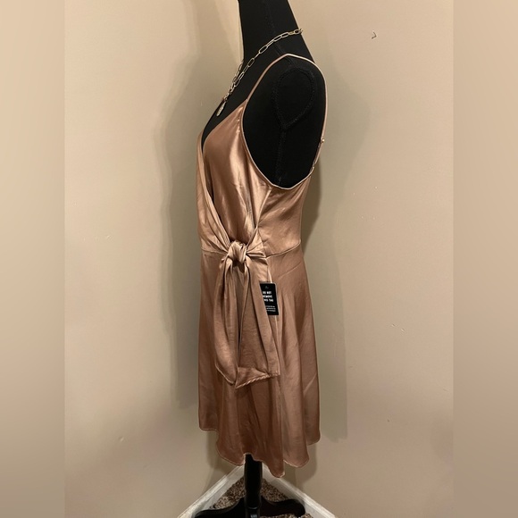 NWT Express Satin Wrap Fit and Flare Dress - Size Medium, Bronze/Gold - Picture 4 of 9